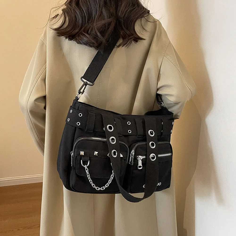 Women Rockabilly Shoulder Bag with Chain Canvas Crossbody Bag Zipper Closure Gothic Satchel Bag Female Outdoor Bag Y250218