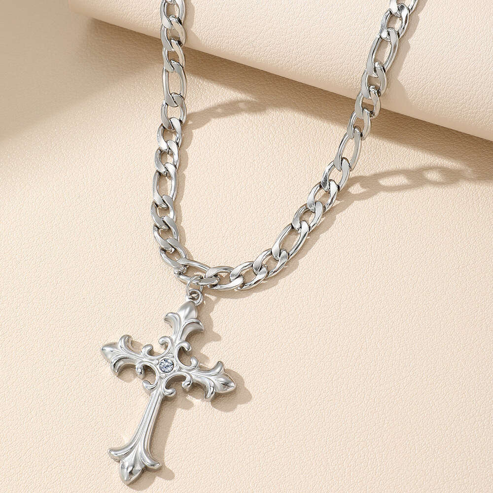New Water Dia Stainless Titanium Steel Personalized Jewelry Gothic Cross Pendant Men's Necklace