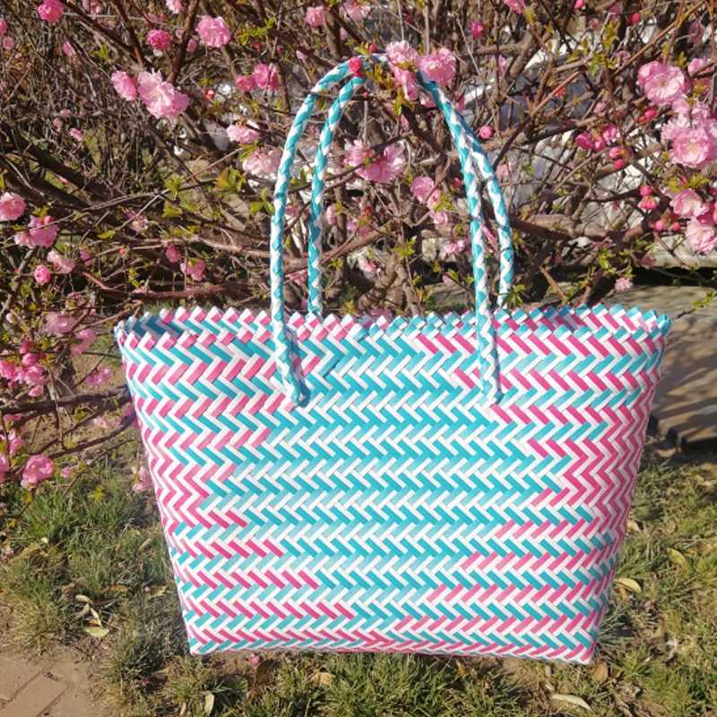 Design PVC Woven Women Bag Large Capacity Tote Women Handbag Hand Woven Color Contrast Beach Bag Z250219