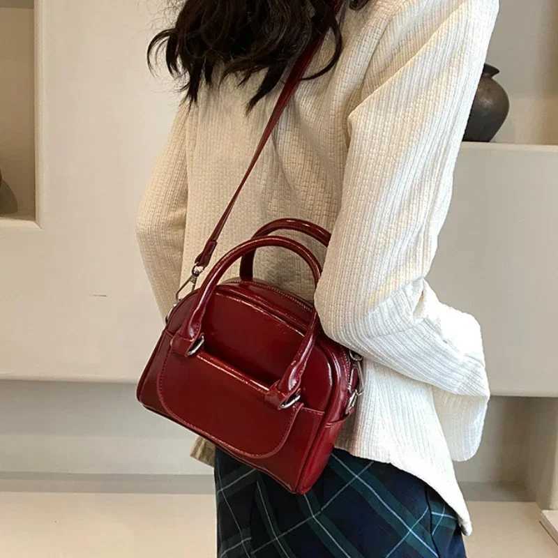 Luxury Brand Crossbody Bags For Women Fashion Design Underarm 2024 Woman Shoulder Bag Female Handbag And Purses Red Color Y250218