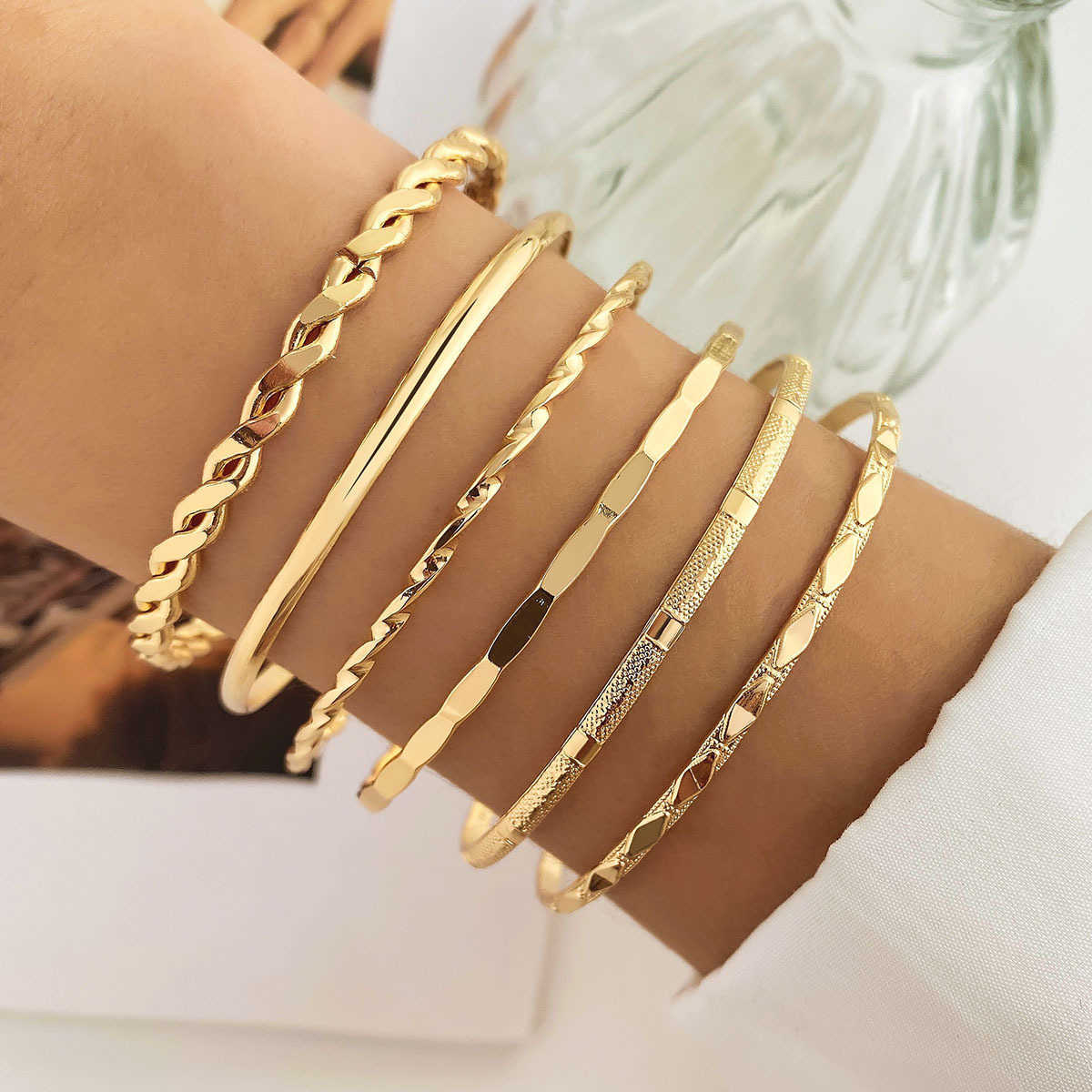 Charm Bracelets Ins hand shape diamond shaped twist smooth Bracelet 6 piece irregular punk Bracelet Set H25220