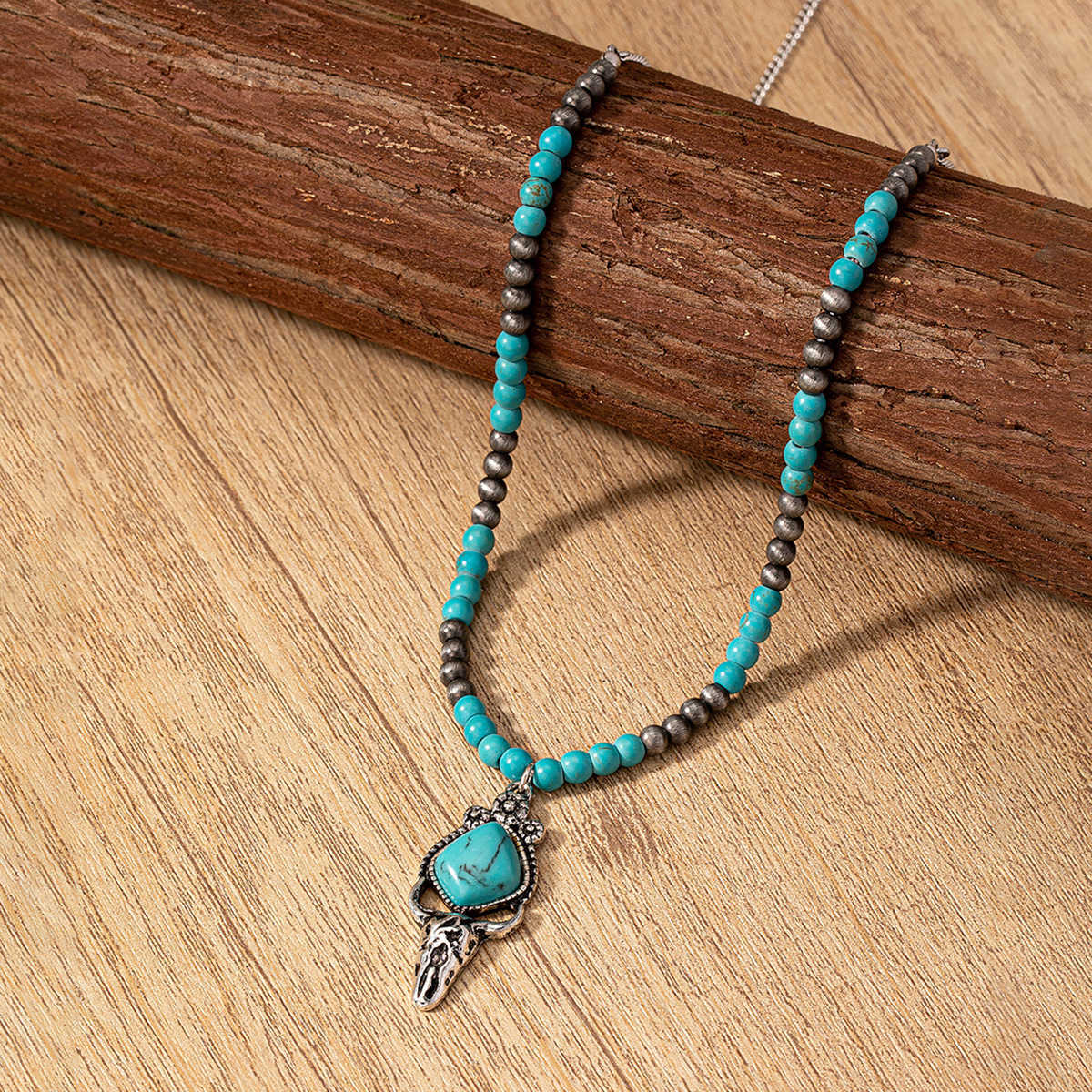 Pendant Necklaces Qingdao Daiwei Jewelry 1 Blue Turquoise Decorative Bull Head Conch Pendant Necklace H25219