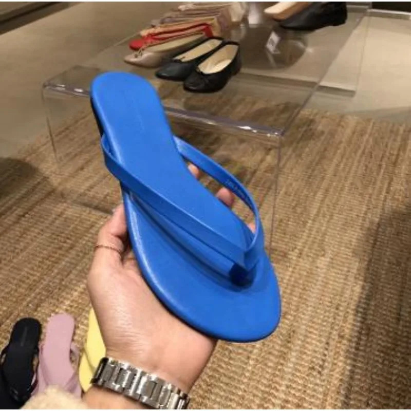 Fashionable With Candy Color Womens Slips Flip Flops Beach Anti Slip Sandals Slippers Plus Size 43 250218X