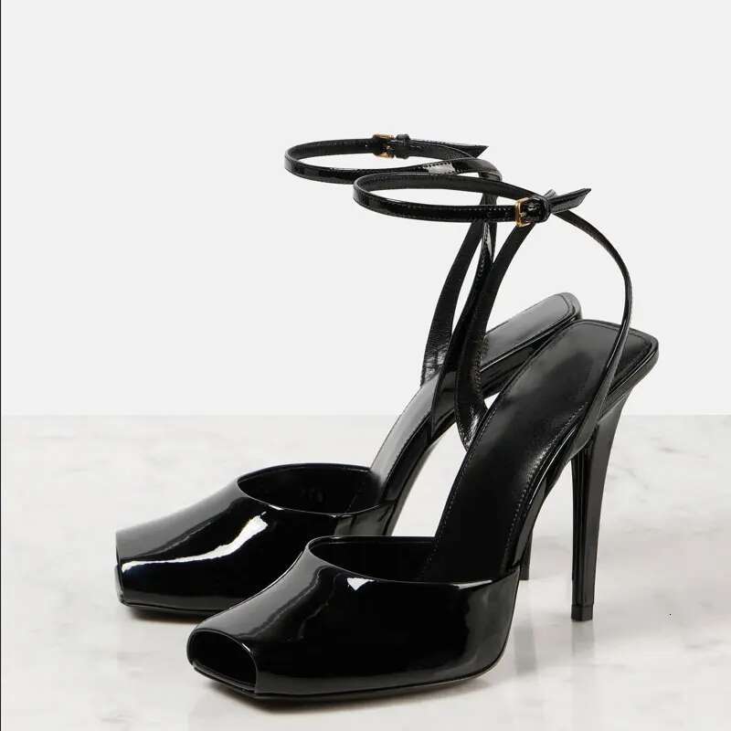 2025 Early Spring New Fish Mouth High Heels With One Piece Buckle And Open Toe Thin Heel Fashion Banquet Women's Sandals