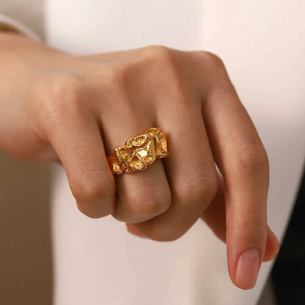 World Wide Crumpled Tin Foil Style Ring Chunky Gold Stackable Dainty Texture Metal 18 K Plated Statement Trendy Jewelry X250220