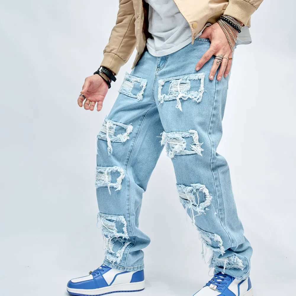 Simple and fashionable mens torn patch hip-hop loose jeans streetwear mens straight denim Trouser X250220