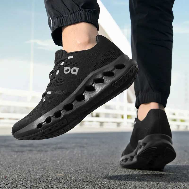 2024 New Spring/Summer Breathable Flat Bott Versatile Sports and Casual Board Shoes52 Z250513