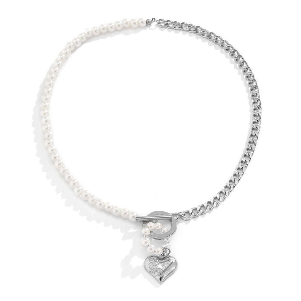 Imitation pearl OT buckle splicing personalized collarbone with simple geometric heart asymmetric metal necklace