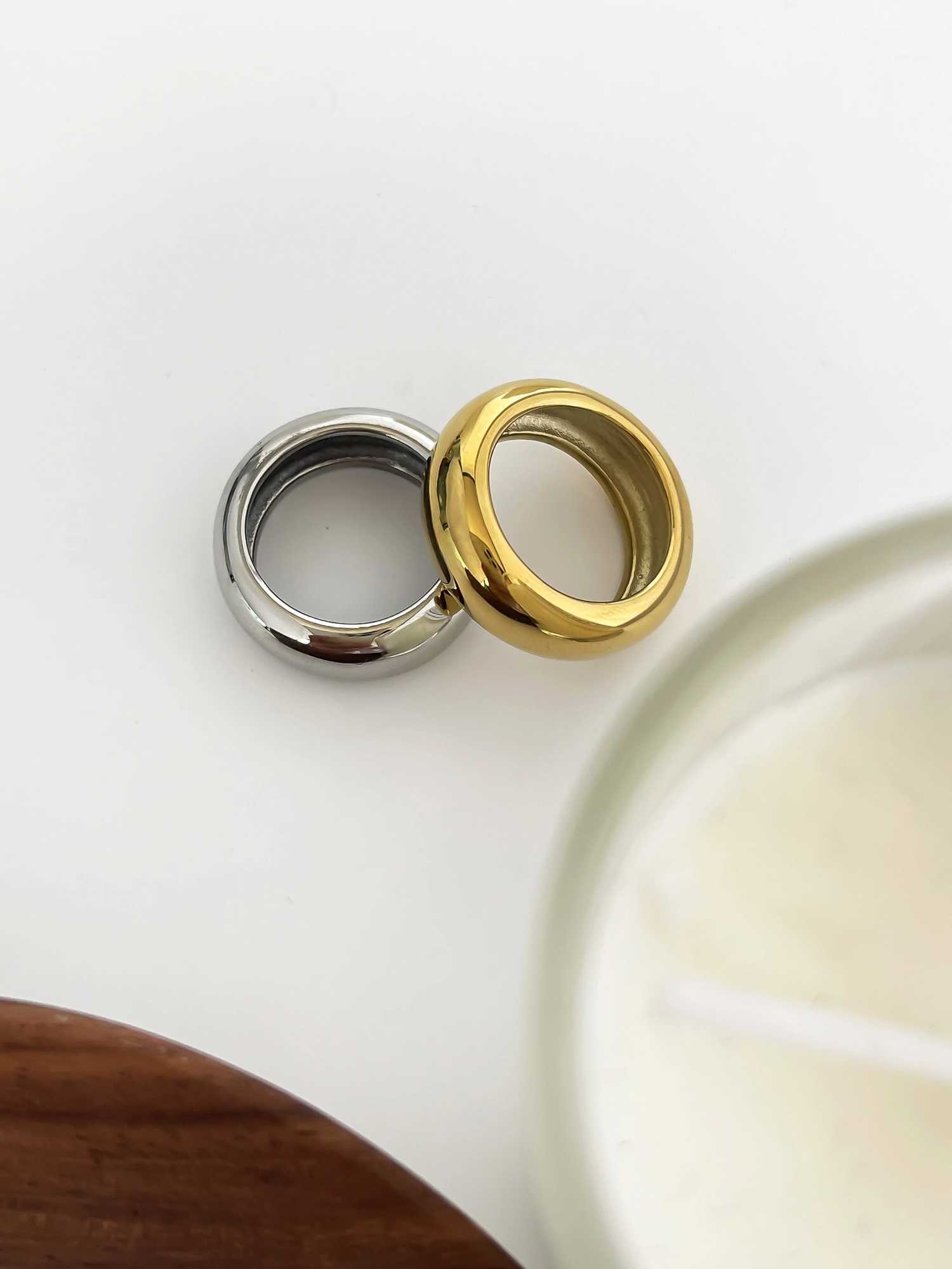 Perisbox Minimalist Smooth Gold Silver Plated Wide Rings for Wen Men Stainless Steel Anti-Tarnish Stackable Fashion Jewelry X250220