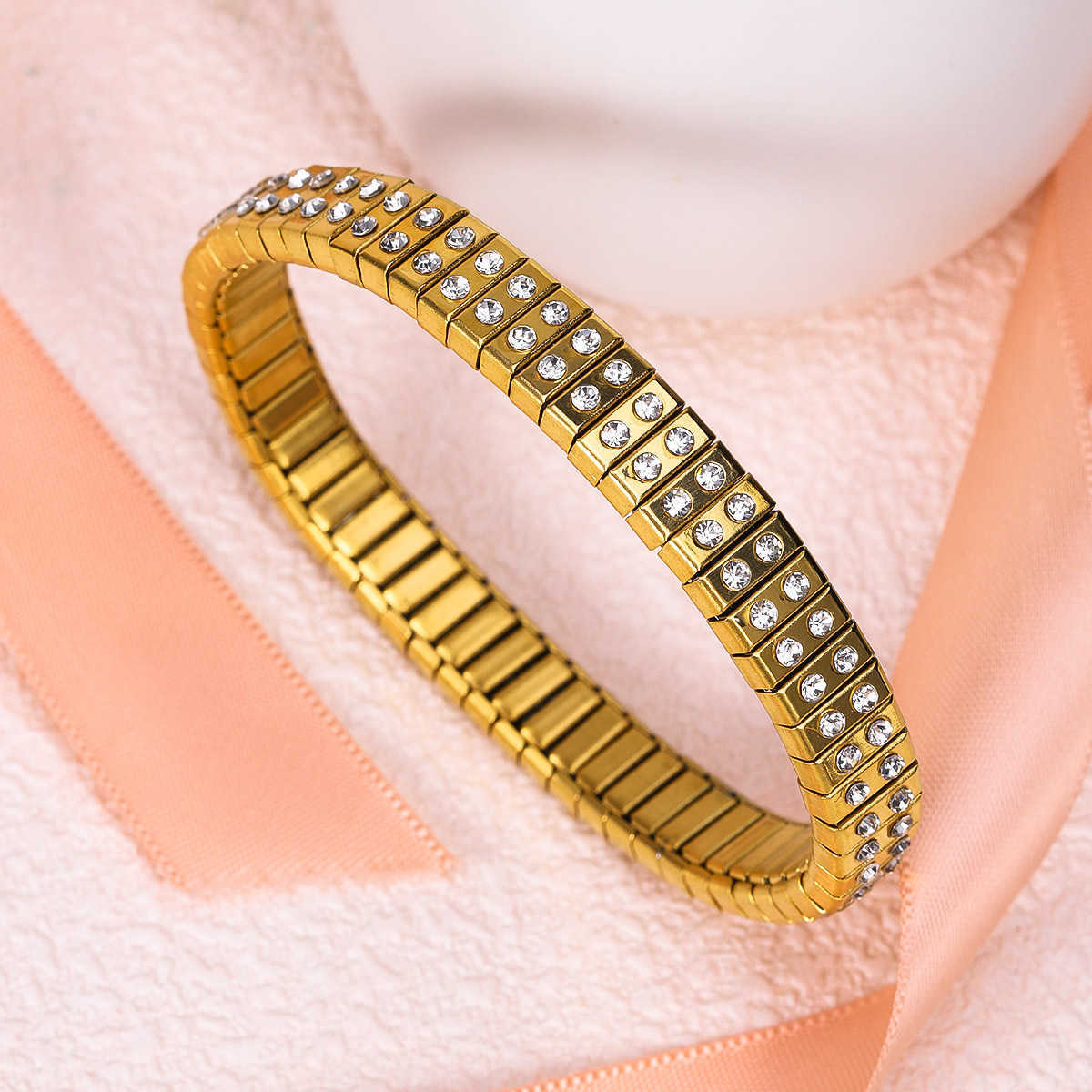 Charm Bracelets Summer girls stainless steel diamond studded elastic bracelet niche and high-end titanium steel non fading bracelet H25220