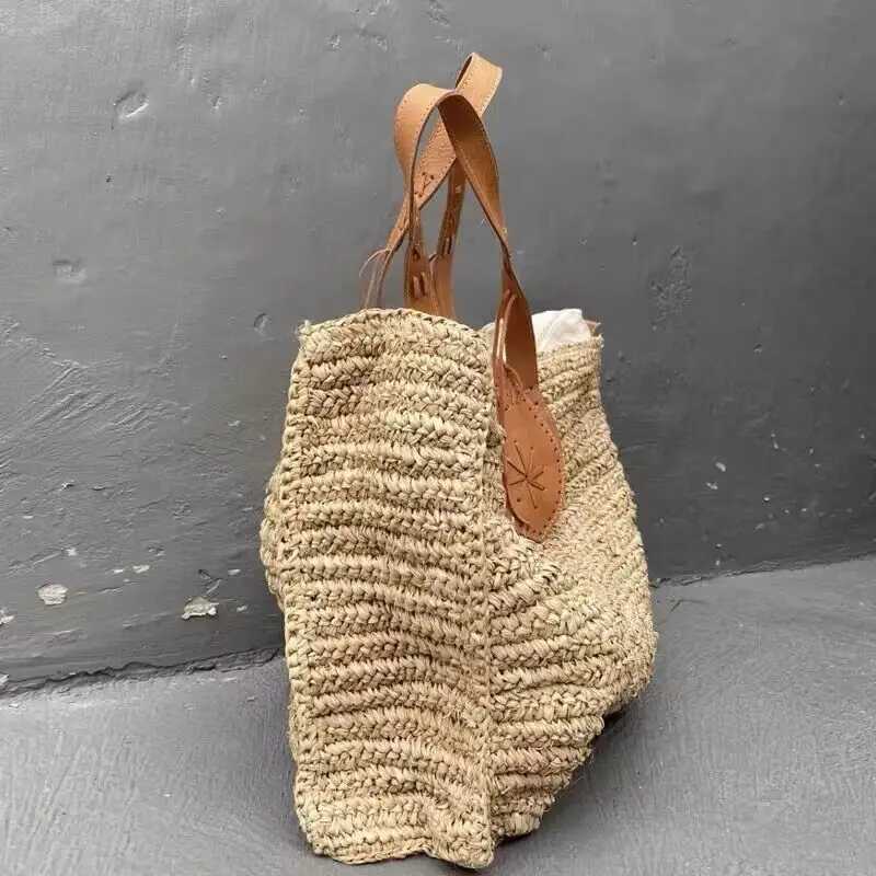 Female luxury designer handbag and wallet 2023 new hand woven large capacity shoulder casual beach bag Z250219