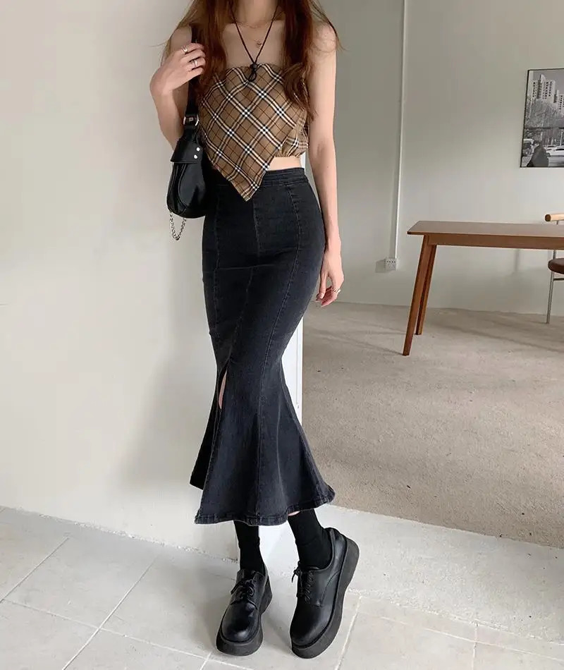 150 Short Denim skirt High waisted vintage midlength split hip wrap fishtail xs Autumn and winter dress to show height 250220