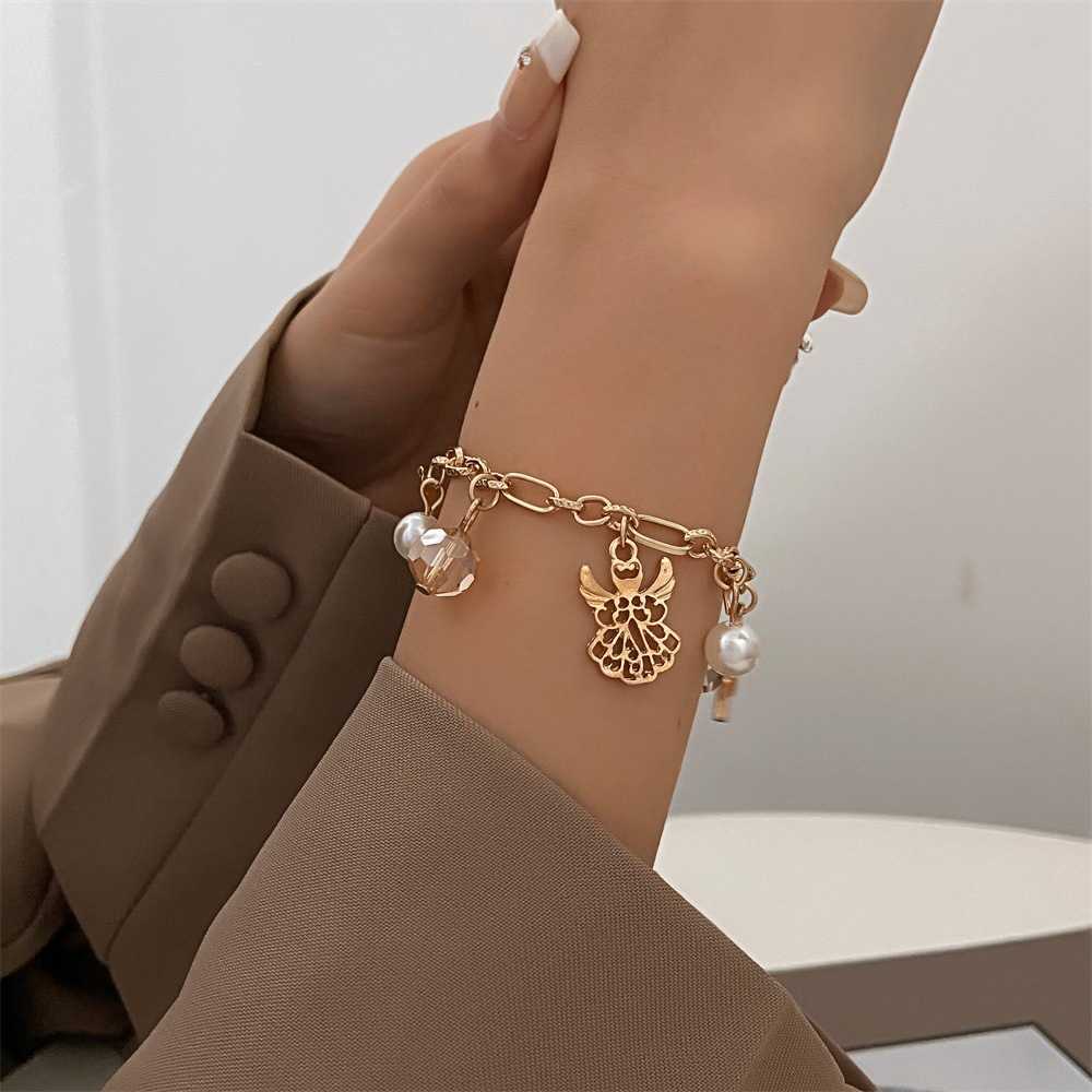 Charm Bracelets Exaggerated niche ins alloy bracelet womens fashion personality chain tassel multi-element bracelet H25220