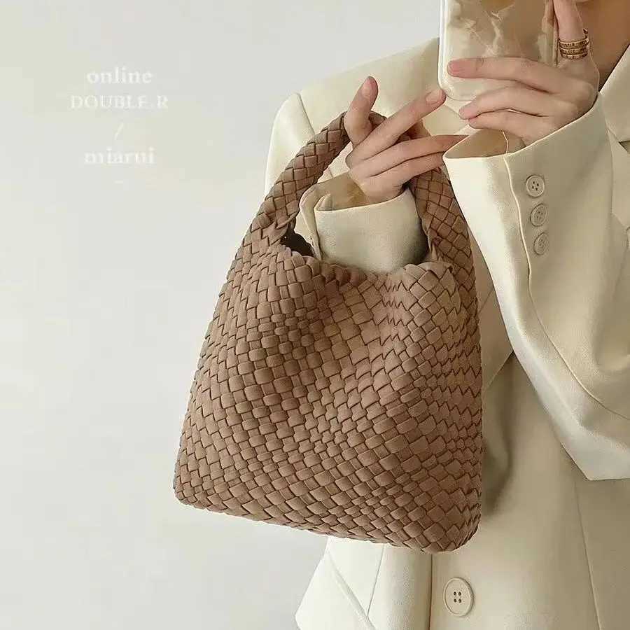 2024 trend womens braided handbags Nylon woven Casual tote bag Shopping travel Beach genuine brand Versatile bag in promot Z250219
