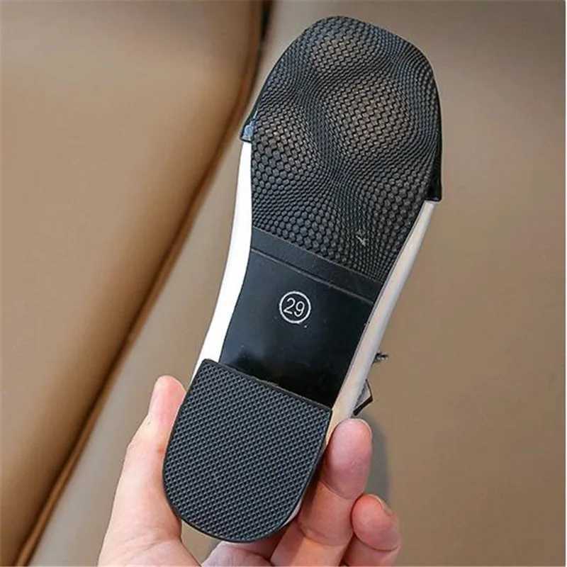Girls leather shoes Princess Dress Shoes Baby Patent Brand Mary Jane Rhinestone Middle Heel Red Soft Sole Spring Fashion X250220