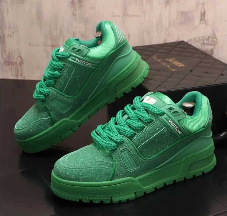 Sneakers Casual Mens Designer Punk Bling Board Shoes Fashion Microfiber Leather Breathable Height Increased Flat Platform ShoesC250219