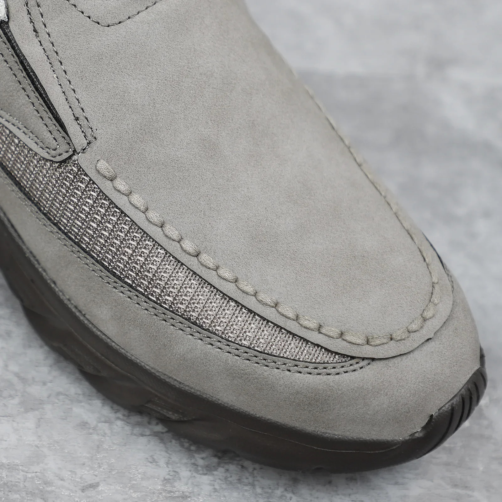 Men Loafers Slip on Casual Shoes for Comfortable Walking Sneakers Luxury Brand Male Business Shoe Driving Footwear 250219