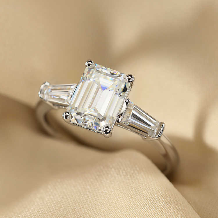 AAA GEMS Trendy Emerald Cut Moissanite Three Stone Ring Girl Ladies 14K Gold Ring