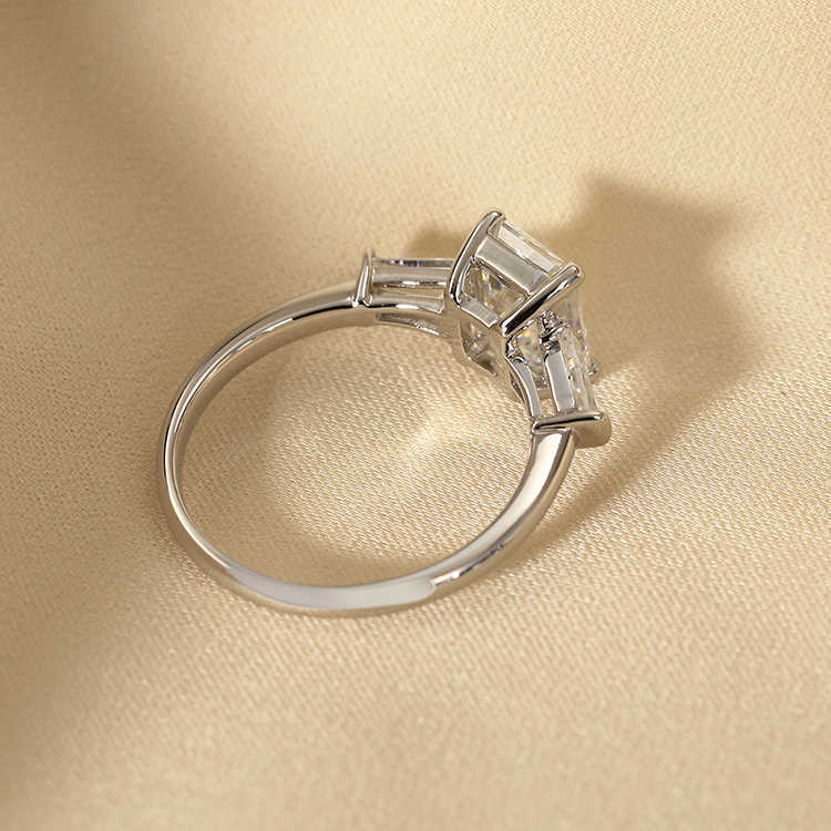 AAA GEMS Trendy Emerald Cut Moissanite Three Stone Ring Girl Ladies 14K Gold Ring
