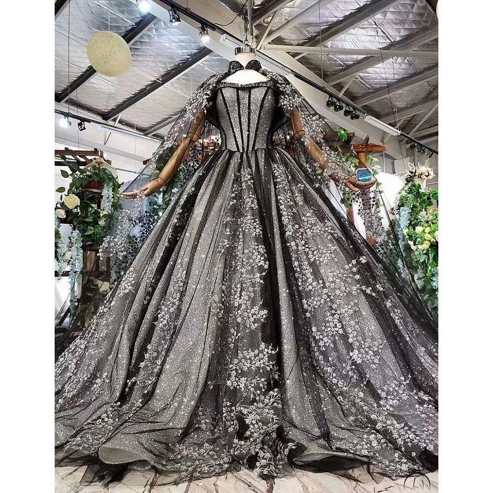 Sweetheart Dress with Fine Appliques, Prom Dresses, Court Train, Silver and Black Party Dress, Vacuum Pearls