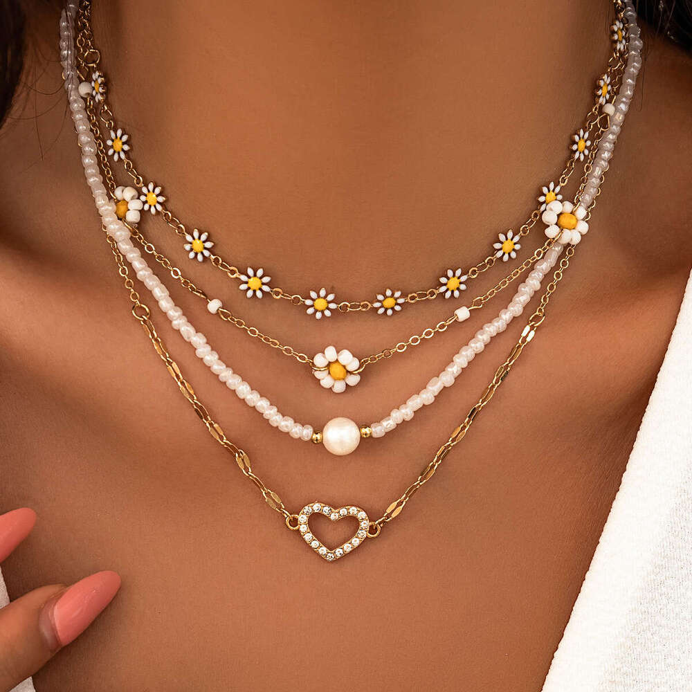 Jewelry Sweet and Spicy Pearl Imitation Daisy Set for Female Minority Heart Shaped Full Dia Collar Necklace