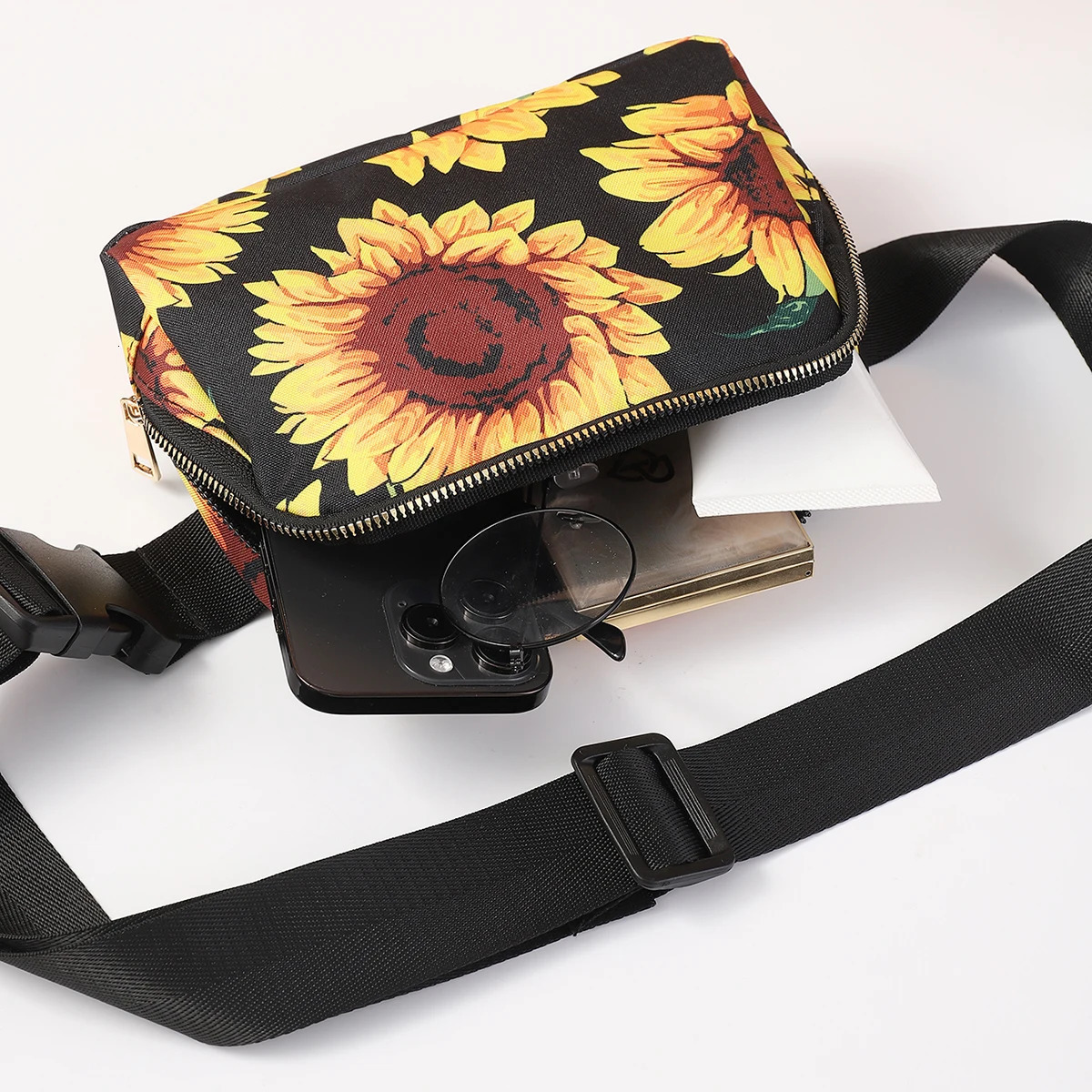 Sunflower pattern waist bag for men and women waterproof stain resistant chest large capacity storage 250219