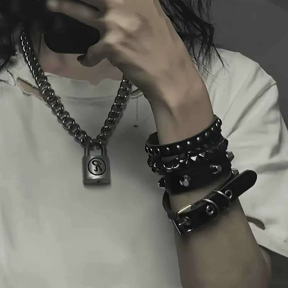 New 3PCS/Set Black Goth Emo Boho Bracelets For Men Women Punk Gothic Spike Rivets PU Leather Bracelet Bangles Party Jewelry GiftXJ250219