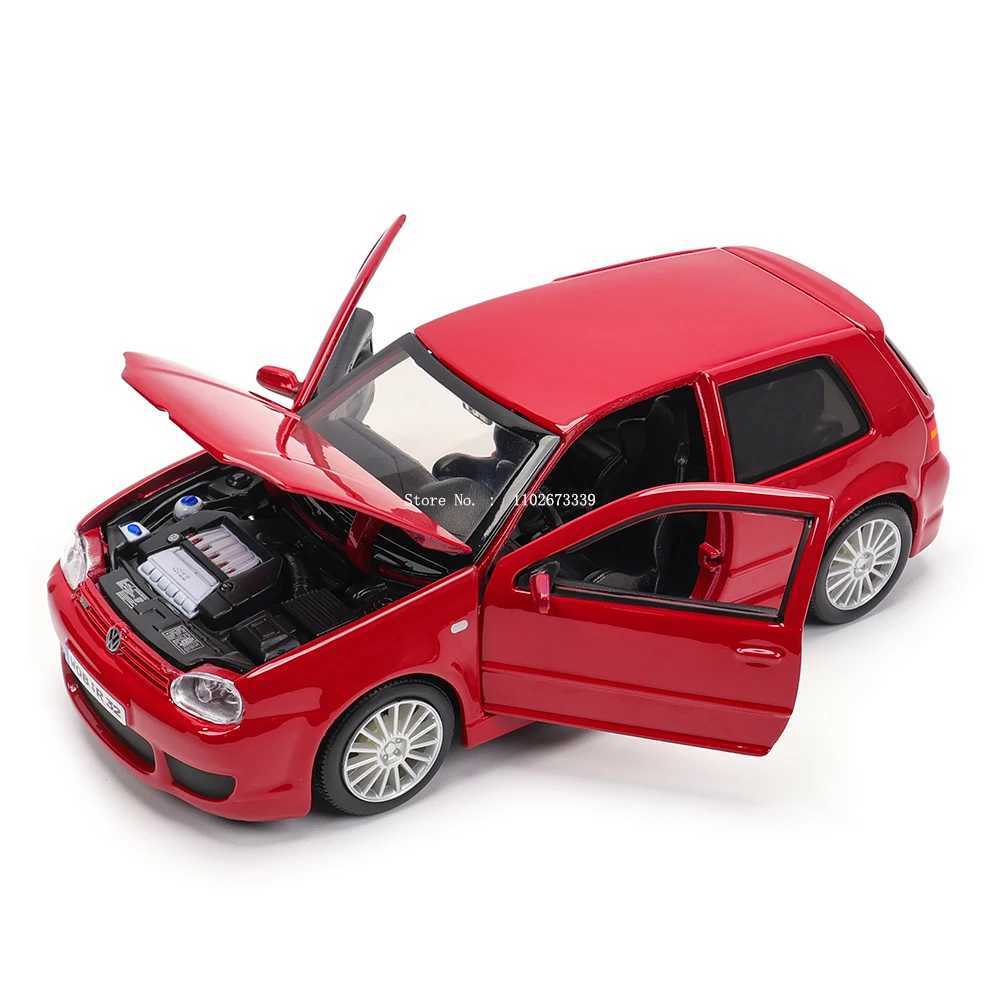 Maisto 1 24 Volkswagen Golf R32 car Antique Car Static Die Casting Car Collectible Model Car Toy Gift Tide PlayXJ250220