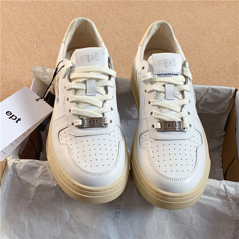 EPT Korean Blogger's Same Cowhide Designer Board Shoes, Fashionable Sports And Leisure Board Shoes, Round Toe Lace Up Women's Niche White Sh