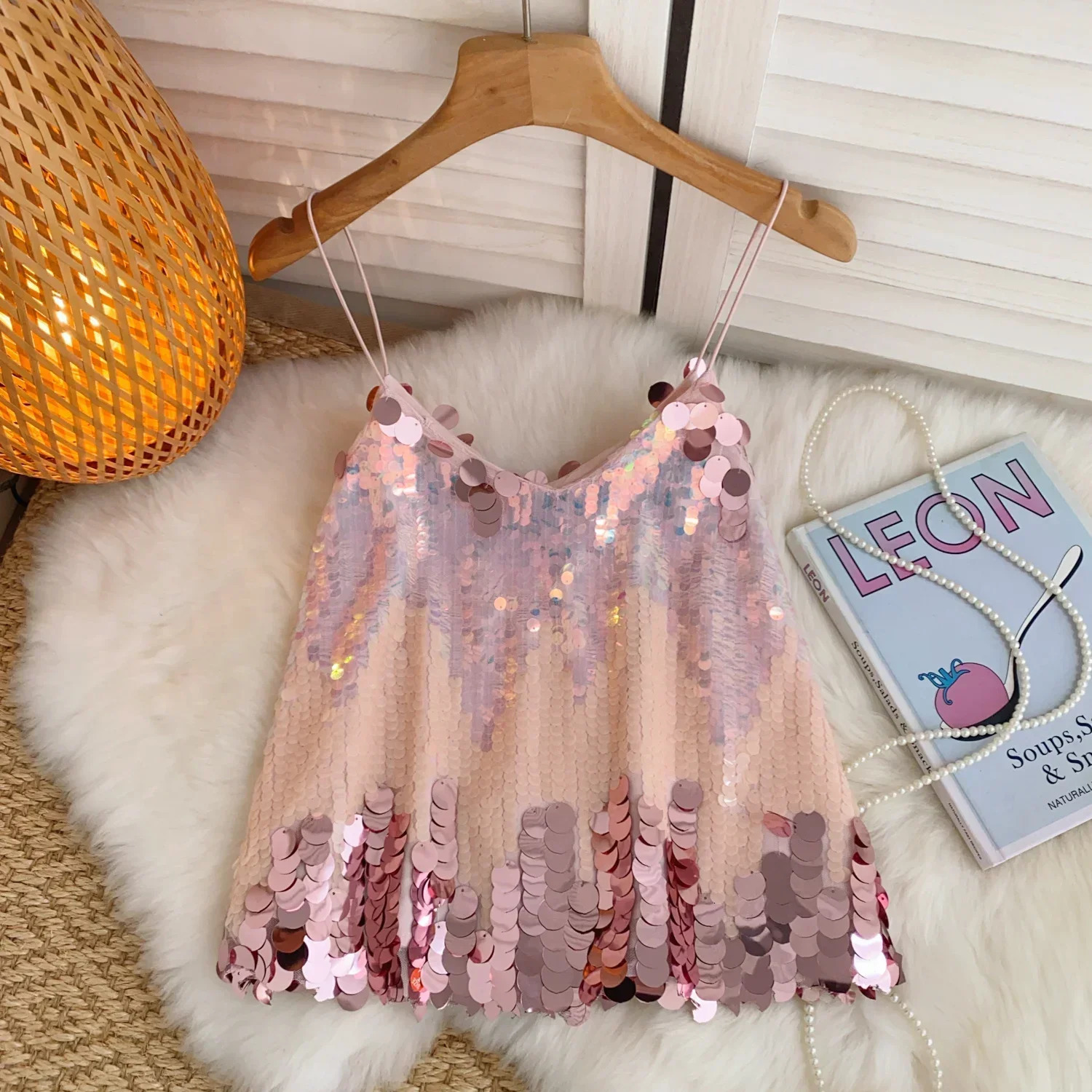 Shinning Sexy Tank Top Women Spaghetti Strap Sequins Slim Cropped Camisole Female Sleeveless Sling Vest Summer Drop 250218