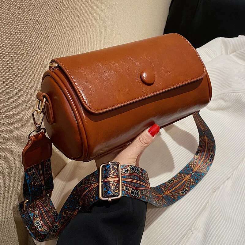 Wide Shoulder Strap Women's Retro Crossbody Bag Summer Handbag Women's Handbag Single Shoulder Underarm Women's Small Cyder Bag