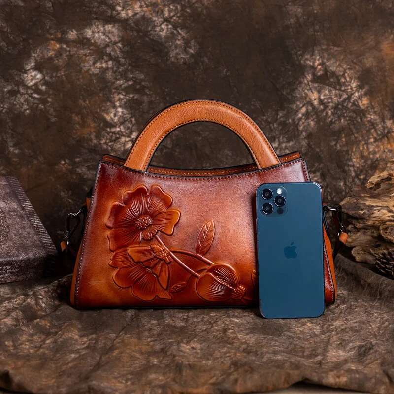MOTAORA Handmade Genuine Leather Messenger For Women Emed Crossbody Shoulder Bag Ladies Designer Purse