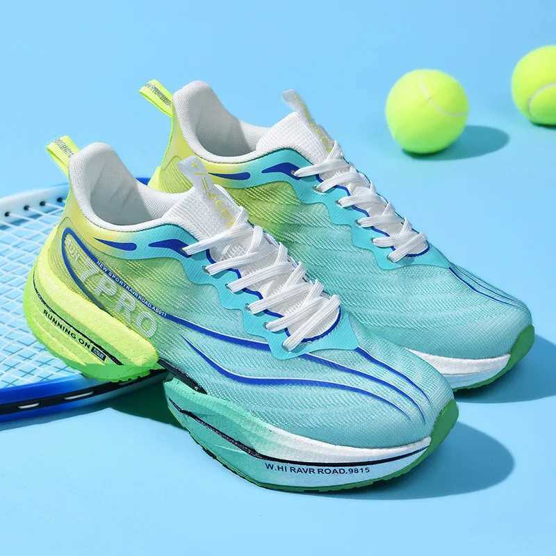 Marathon Air Cushion Carbon Plate Sports Running Shoes Men Breathable Lightweight Wen Cfortable Nonskid Speciality Sneakers Z250411