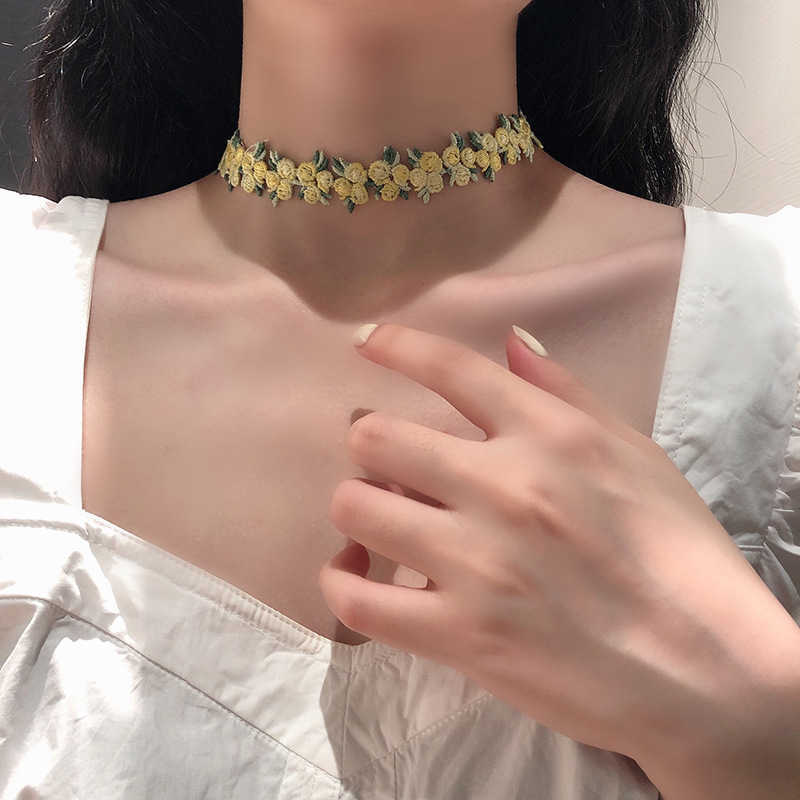 Pendant Necklaces Lace Sen neck strap Necklace ins super fairy temperament flower Collar Choker short collarbone neck chain female H25219