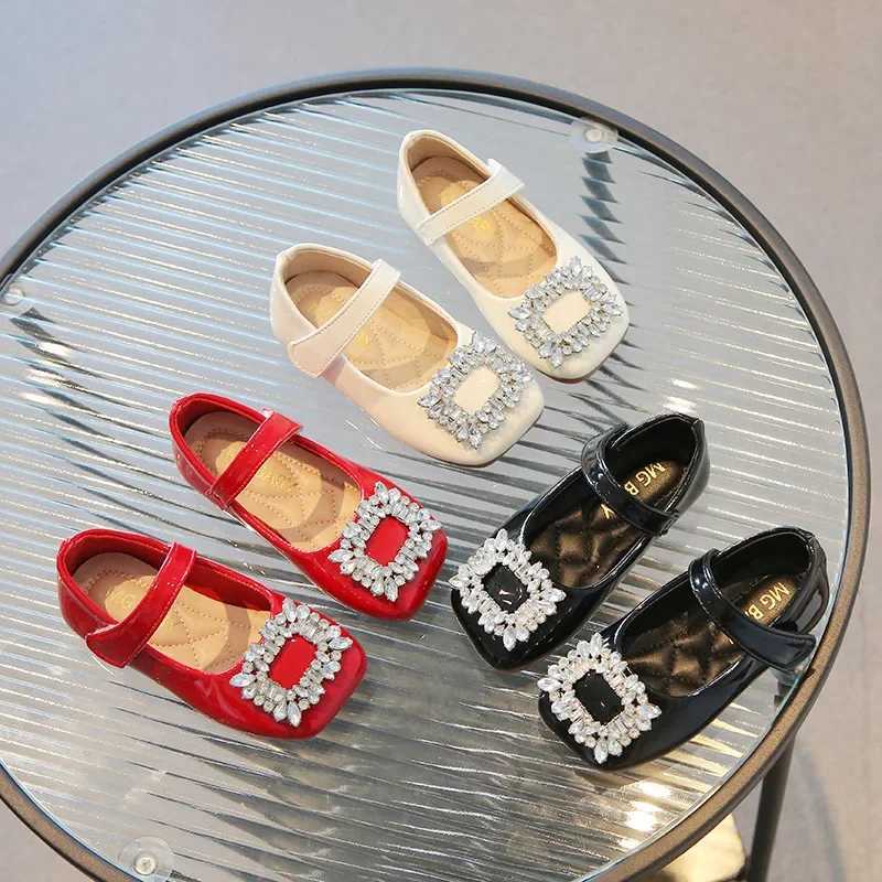 Princess Shoes for Girls Mary Janes Spring Luxury Diamante Patent Leather Shoes Wedding Childrens Princess Shoes X250220