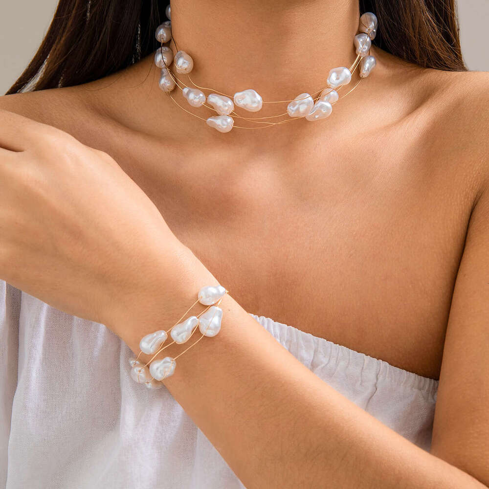 Hot selg accessories, minimalist necklace, niche beaded collarbone chain, Baroque imitation pearl necklace for women