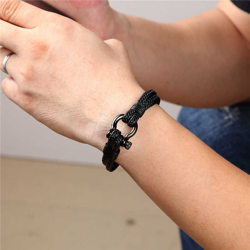 Charm Bracelets Bracelet mens leather woven titanium steel bracelet horseshoe buckle stainless steel jewelry bracelet H25220
