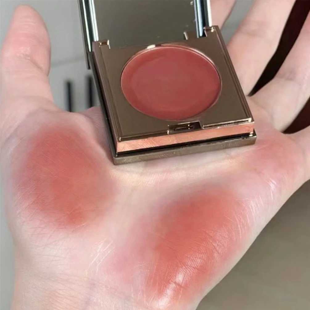 2-in-1 Lip Gloss B Cream Long lasting soft moisture-proof cosmetics for matte lips and cheek makeup Lip color lipstickW250220