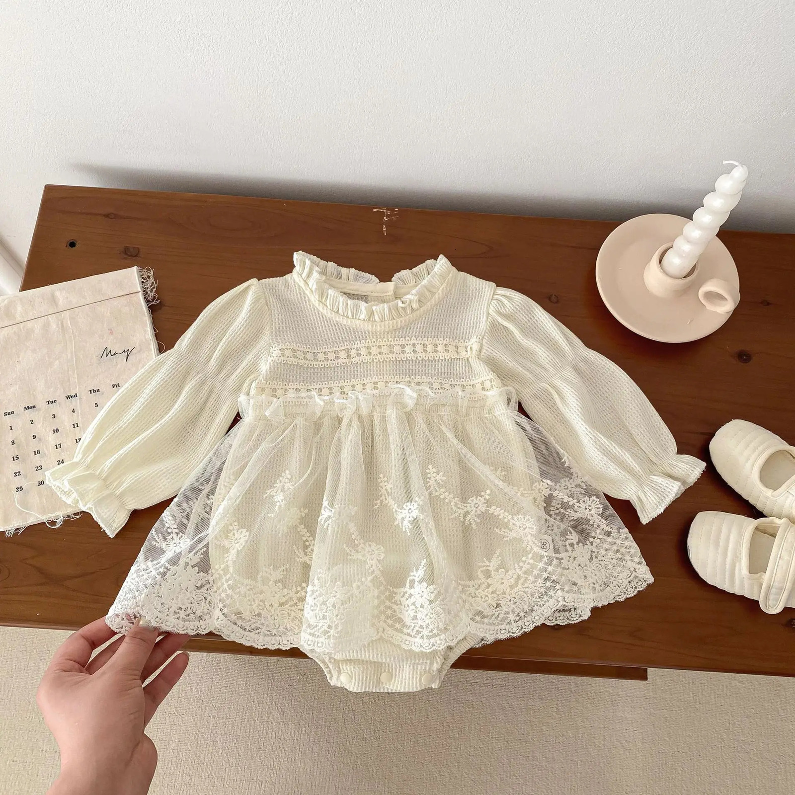 Autumn Spring Toddler Girls Lace Romper Infant Sleeve Full Moon Princess Mesh Creeper Girl Sweet Dress 250117