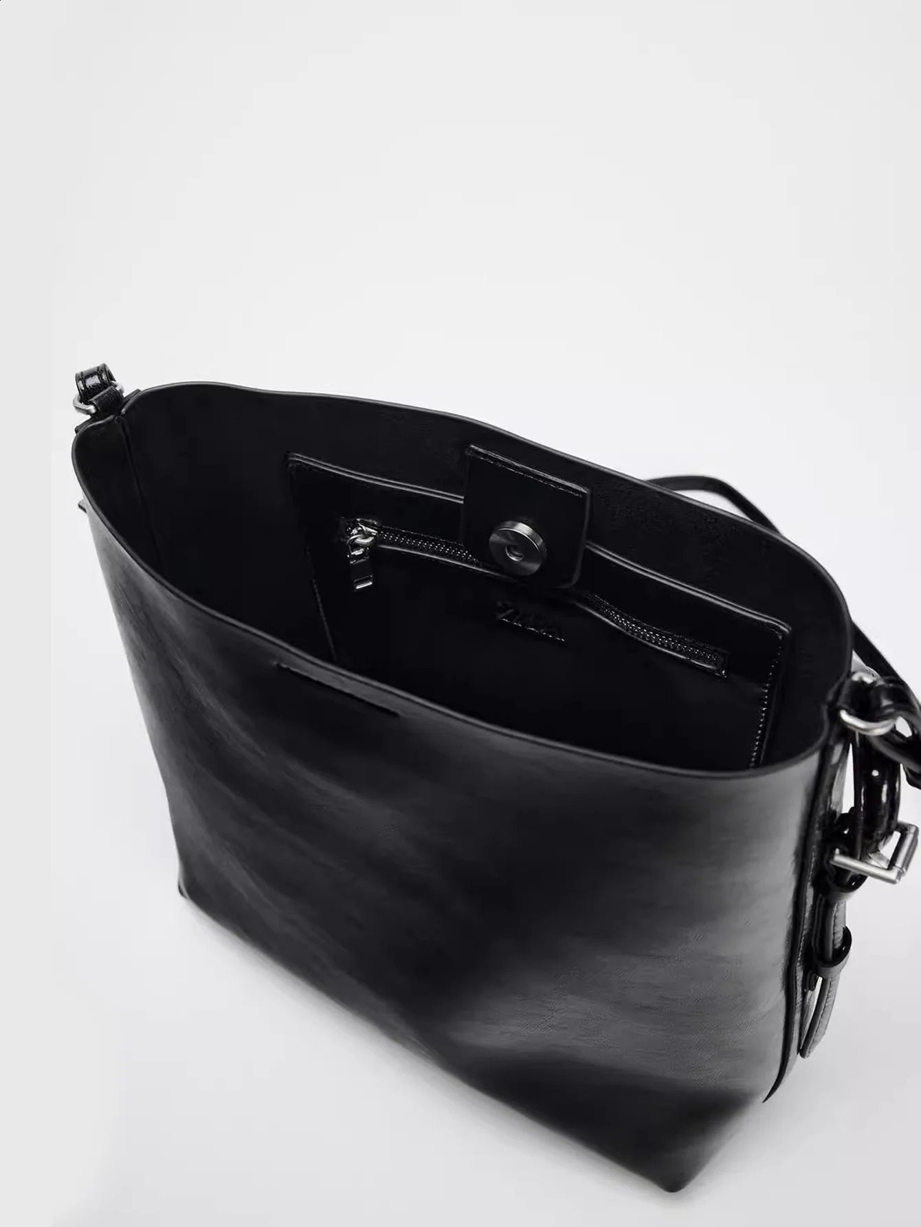Fashionable and Simple Womens Bag Black Double Strap Single Shoulder Atmospheric Handheld Crossbody Bucket 250218