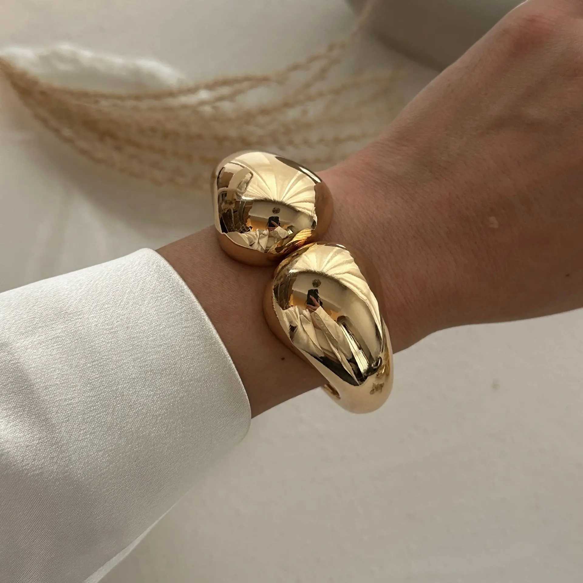 Punk Hip Hop Water Drop Cuff Wide Bangles Vintage Gold Silver Color Geometric Spring Bangles Bracelets Stainl Steel JewelryXJ250219