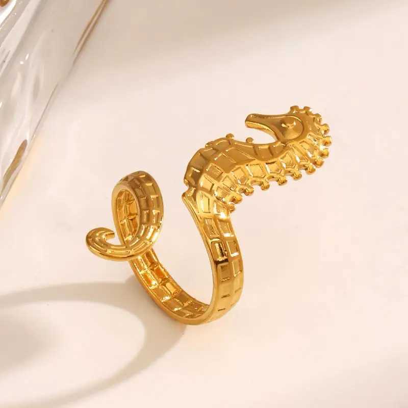 Stainless Steel Gold Color Seahorse Rings for Wen Men Minimalist Metal Adjustable Open Rings Waterproof Stylish Jewelry Femme X250220