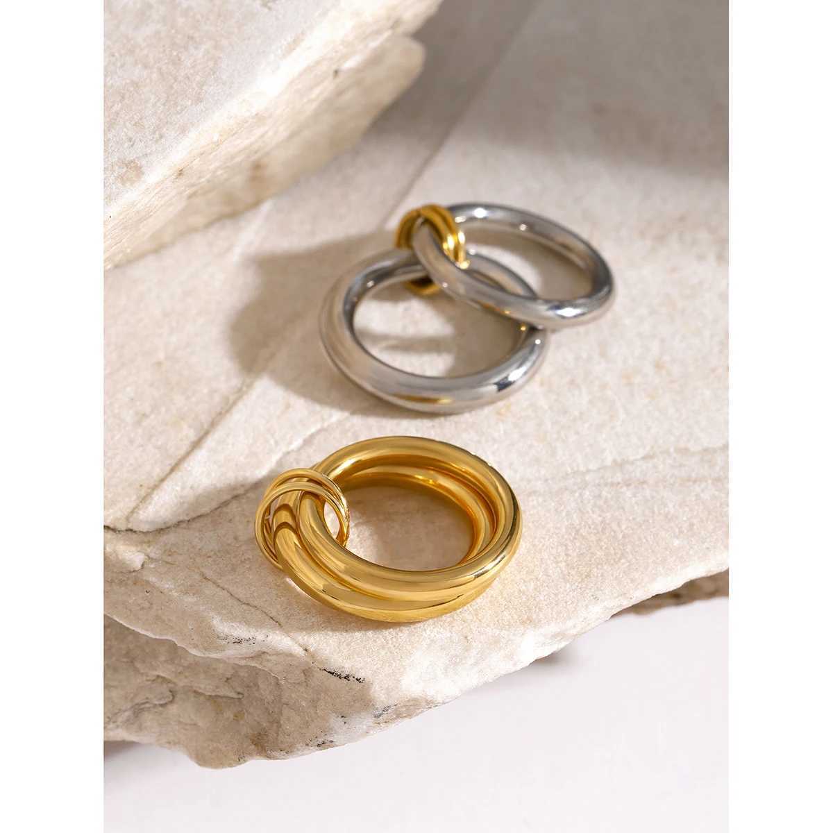 Youthway Minimalist 18K Gold Glossy Stainless Steel Thin Exquisite Rings Sets PVD Waterproof Stylish Trendy Korean Jewelry Wen X250220