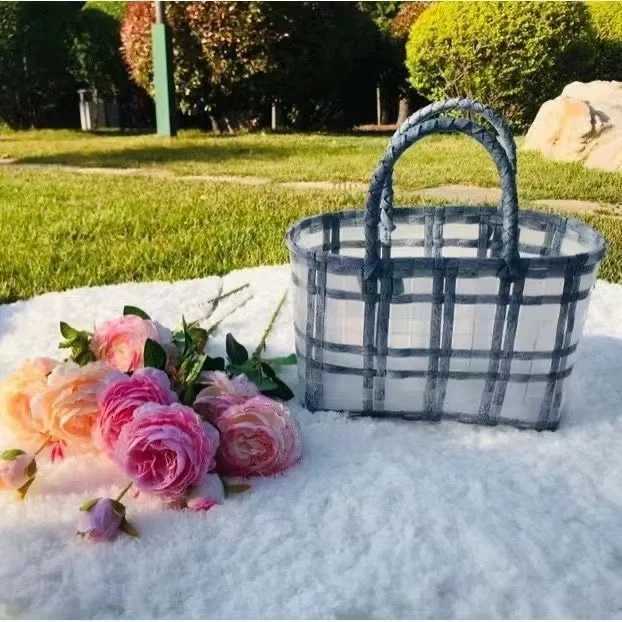 New Transparent Plastic Woven Bag Women Summer Beach Vacation Handbag INS Trendy Shopping Basket Wrist Bag Shopping Street Bag Z250219