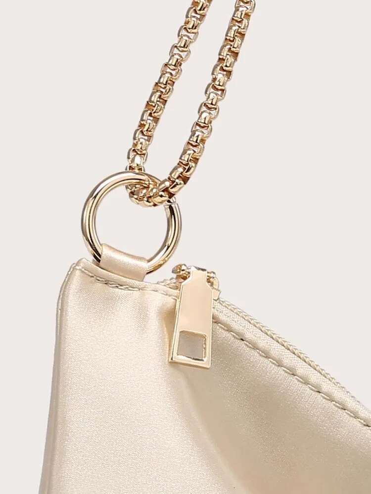 Elegant Solid Metal Chain Underarm Woman Evening Bags For Wedding And Night
