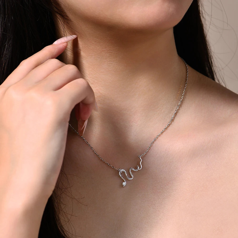 CHARMING Snake Chain 925 Silver D/VVS1 Lab Diamond Necklaces Moissanite for Women Handmade Yellow Gold Plated Wedding Jewelry 250220