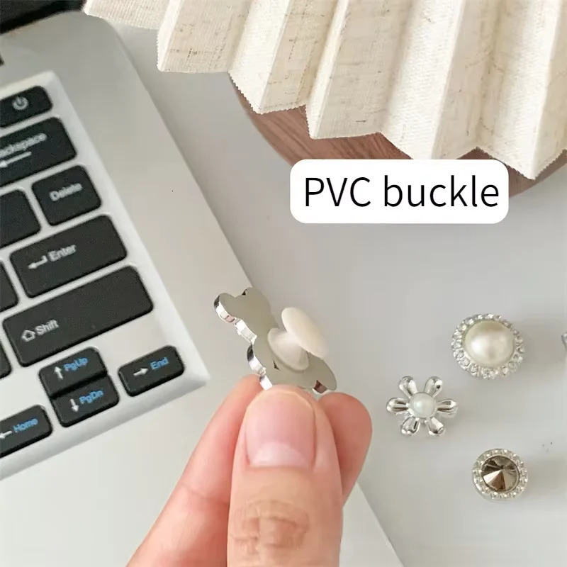 Fashion Set Hole Shoe Charms Accessories Buckle Cute Pearl Bear Water Diamond Chain DIY 3D Shoes Decorations 250219