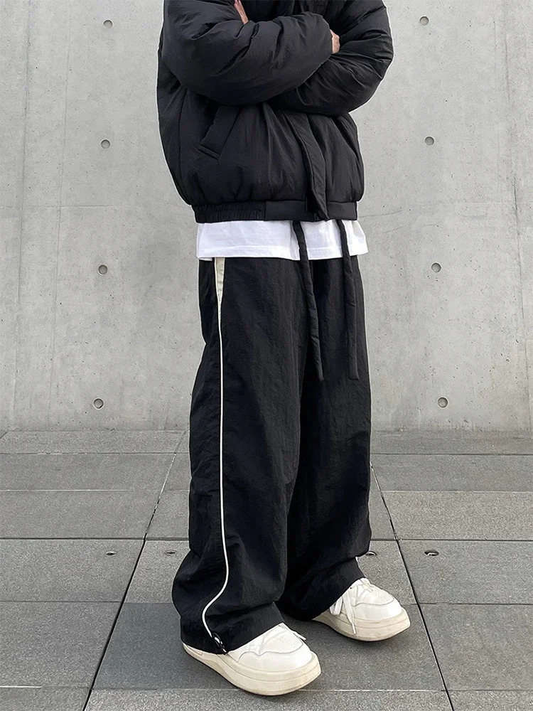 Y2K mens streetwear fashion products Korean Harajuku leisure parachute technology womens sports pants wide leg runners Trouser clothing 250218