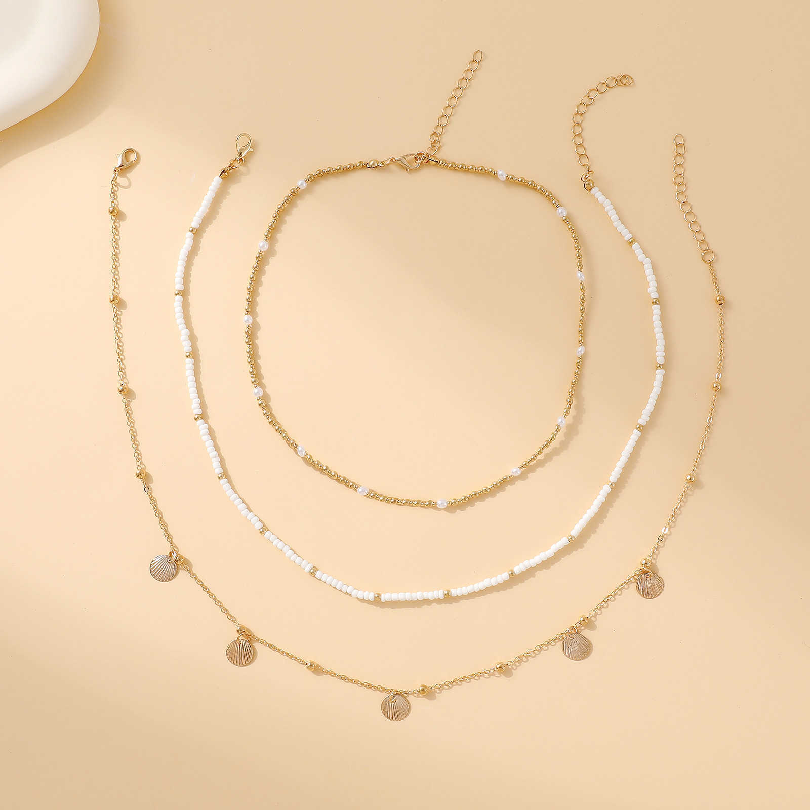 Pendant Necklaces Bohemian Metal Shell Stacked Rice Bead Necklace Female Ins Niche Pearl Bead Collar Chain H25219