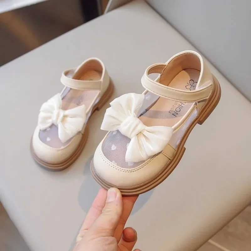 Girl Princess Shoes Party Wedding Childrens Love Breathable Lace Mesh Princess Shoes Bow Childrens Performance Shoes X250220